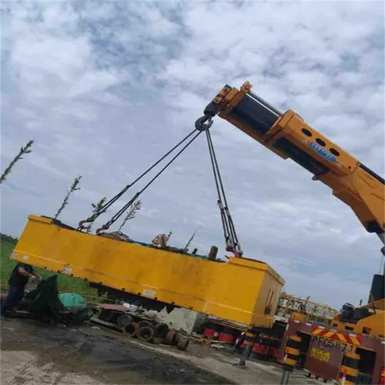 神农架专业吊车出租哪家好